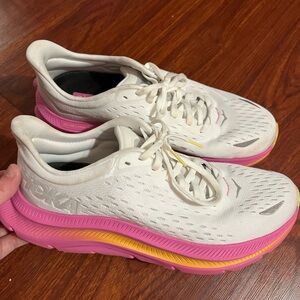Women’s Hoka Kawana